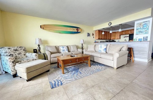 Villa Sabine Condo | Sabine 6E- Sleeps 6 Gulf View Pensacola Beach Condo