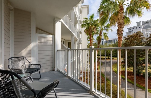 Baytowne Wharf Condo | Private Balcony ~ Community Pool ~ Fitness Center