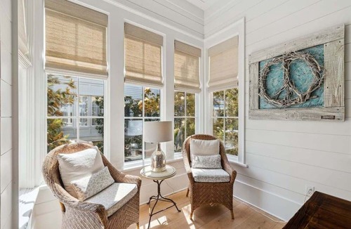 Beach District Condo | LOCATION, LOCATION, LOCATION! STEPS to WATERCOLOR Beach Club! Walk to Seaside, Restaurants, Beach!
