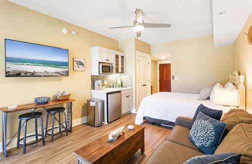 Baytowne Wharf Apartment | Pilot House Sandestin, @ Village of Baytowne Wharf