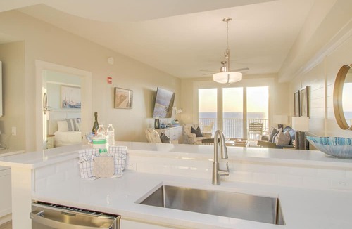 Panama City Beach Condo | Calypso 1902 | Gulf Views|3BR Comfort| $323 Free Daily Activities!