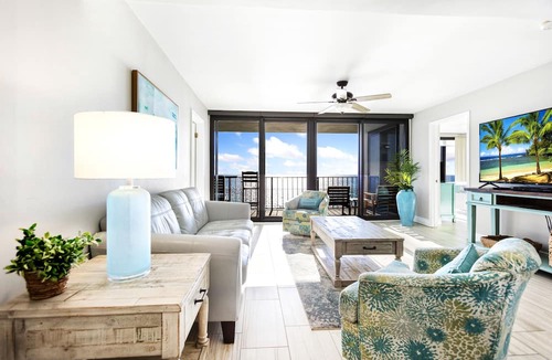 Biltmore Beach Condo | Spectacular 3 Bedroom, 2 Masters on the Water, amazing views, free beach chairs