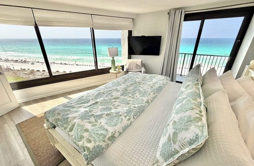 Sandestin Condo | Spectacular Views! Beachfront! 4096 BS1