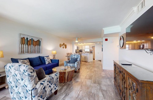 Sandestin Condo | Beachside II 4329: 'Sandy Bottoms' ~ perfect for families, pool included!