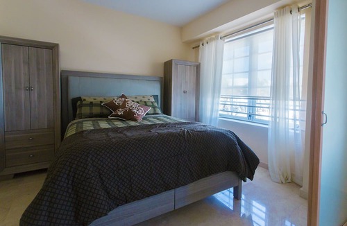 South Beach Condo | Carlyle Art Deco Residence on South Beach Ocean Drive Al Pacino would stay here!