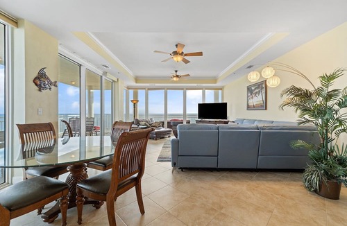 Ono Island Condo | La Playa 901- Beach Front with Stunning Views