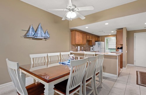 Navarre Beach Condo | Navarre Towers 902 * Beach Chair Set Included ~ Gulf Front!