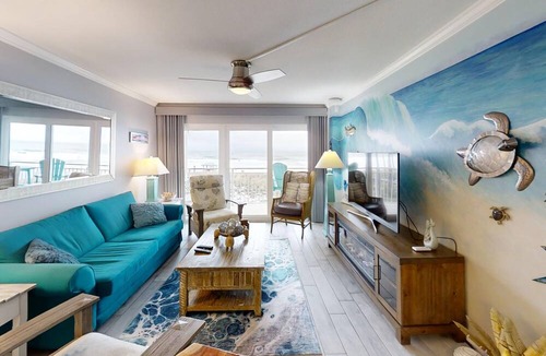 Gulf Lagoon Beach Condo | Beautifully renovated Master on Gulf Free round of Golf & Activities Daily!