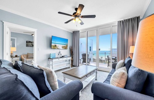 Fort Walton Beach Condo | 🦩Book Me Baby! Gorgeous Gulf & Courtyard Views~Rise Above It All!🦩