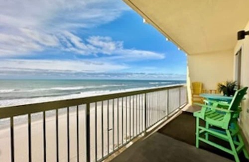 Miramar Beach Condo | Beautiful 6th Floor New LR furniture, 2BR/2BACondo- 2 King BR, 2 BA , BUNK ROOM!