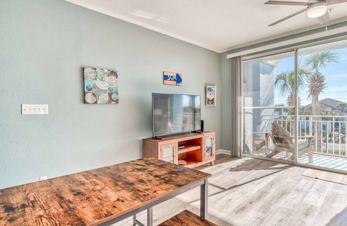 Gulf Place Condo | Gulf Place Cabanas 307 - Access to Pool