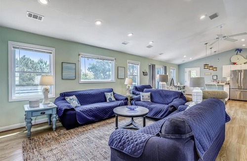Whalehead Beach Apartment | 1325 - Whale of Fortune - Large Corolla Home Near Beach + Private Pool