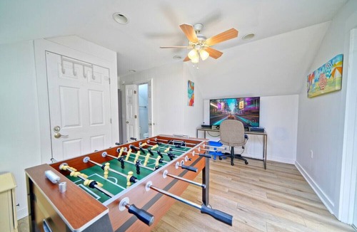 Fort Bay Condo | Villa Rosemary - Shared Pool & Tennis, Sleeps 18!