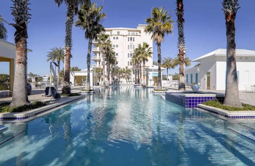 Sunnyside Condo | Carillon Market 305 | Renovated Gulf-Front Escape