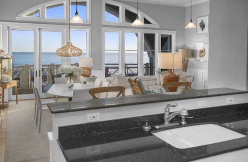 WaterSound Beach Condo | * Amazing Gulf Views * 425A WaterSound Crossings * 3BR * Steps to Beach and Pool!