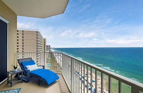Long Beach Condo | 🌞Remodeled-Pool-Grandview East 1601- Azure Paradise🌞