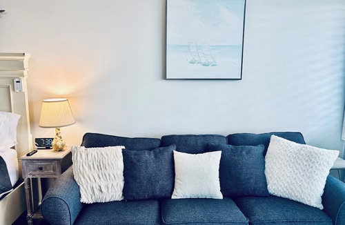 Bid-a-wee Beach Condo | Lovely 1 bedroom beach front studio, amazing beach access and location in PCB