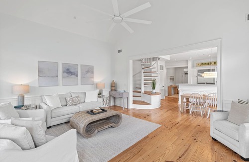 Beach District Condo | Idle Hour in WaterColor | 2bd + Loft, 2 bikes, Steps to WaterColor Beach Club