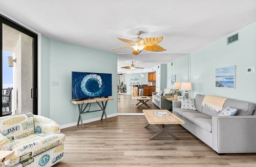 El Centro Beach Condo | GULF FRONT 2 Bedroom/2 Bath ~ Completely Updated @ Aqua Vista ~ New Listing!