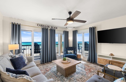 Sunnyside Condo | 🌴 Oceanfront Pinnacle Port Escape | Sleeps 8 | Last Week of July Available!