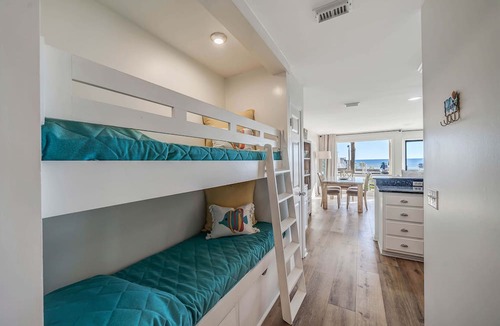 Fort Bay Condo | Updated Latitude 29 #26 Beachfront w/Heated Pool, Hot Tub, Grills & Free Golf