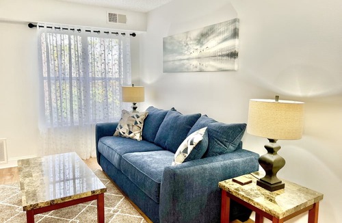 Sandestin Condo | 1 BR Walk to Shops, pool & Restaurants, 5 min to Beautiful Beaches! Full Kitchen
