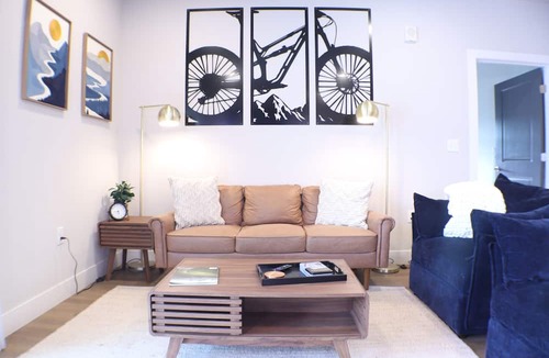 Rogers Apartment | 2BR/2BA Apt. Near Lift, Walmart Campus & Amp, with In-Unit Bike Storage