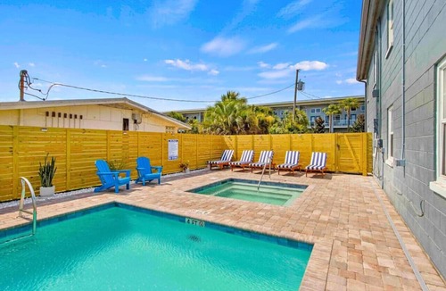 Fort Walton Beach Apartment | Heated POOL and SPA-Bluefish 3 - OKA Island 2BR