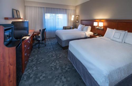 Panama City Hotel | Courtyard by Marriott Panama City