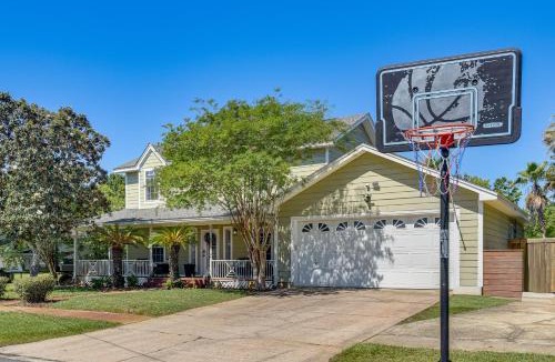 Mary Esther House | Game Room, Private Pool! Family Gem in Mary Esther