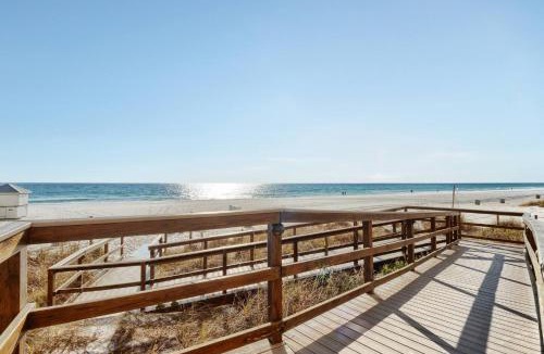 Long Beach Apartment | Majestic Beach Resort 2010 Beach Front Sleeps 7