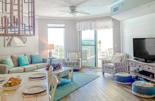 Seagrove Beach House | Beautifully decorated oceanfront condo with resort pool & huge walk-in showers
