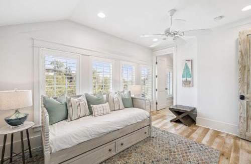Gulf District House | South of 30A - Close to the Beach & WaterColor Beach Club - Evergreen Dream home
