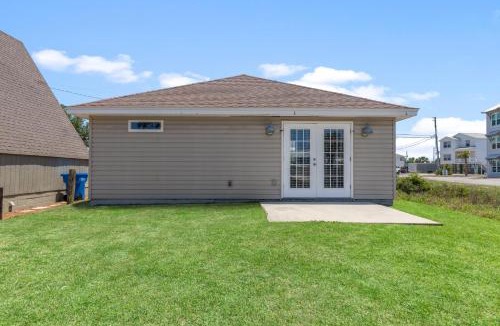 Inlet Beach Heights House | Charming 3BD/2BA HOME close to the BEACH! Sleeps 8!