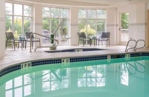 Lake Forest Hotel | Hilton Garden Inn Portland Lake Oswego