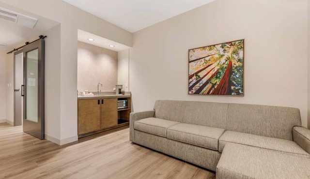 Cambria Hotel Portland - Pearl District