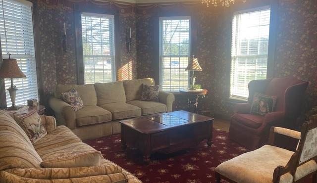 Apple Crest Inn