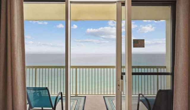 Celadon 1506 - Free Beach Chairs!