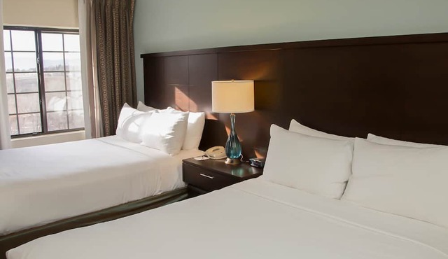 Suite Near Pikes National Forest | Outdoor Pool