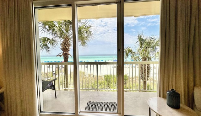 $2232 July 31-Aug7~ 1st Floor! Directly on Beach@CELADON~2 Private Pkg Spaces ~ FREE Beach Service!