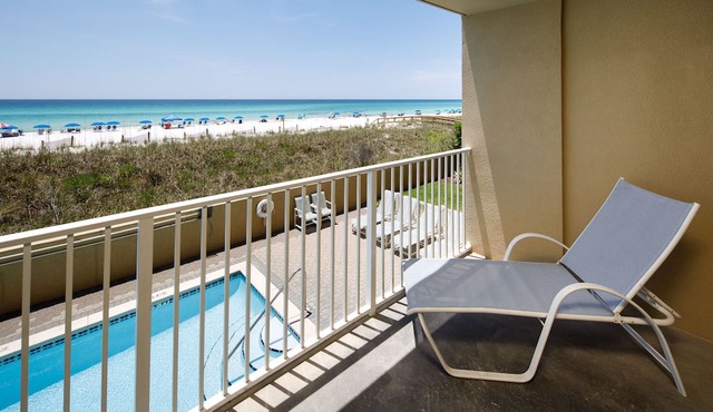SL 103: Shell Seekers Retreat - Unwind in this Gorgeous 2nd story Oceanfront!