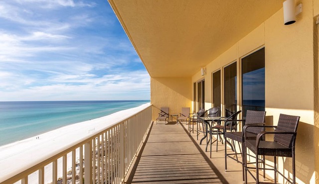 Gulf Crest 2 BR 9th Floor *Beach Chairs Included*
