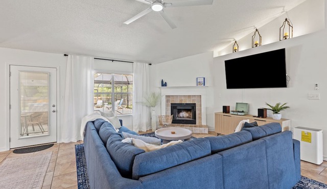 Spacious, Family-Friendly 5 Bedroom Home with Salt Water Pool
