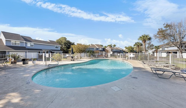 Mariner Lakes Condos