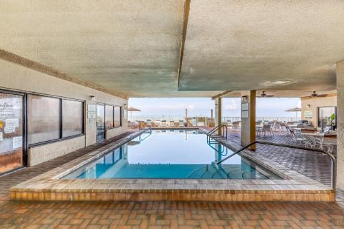 Gulf Gate 208